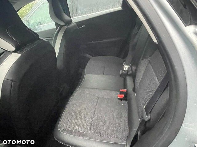 Renault Captur 1.3 TCe mHEV Intens EDC - 10