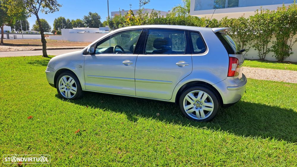 VW Polo - 2