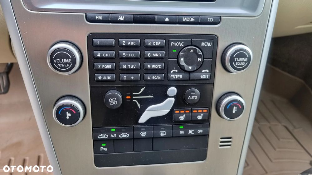 Volvo XC 60 2.4D DRIVe Summum - 31
