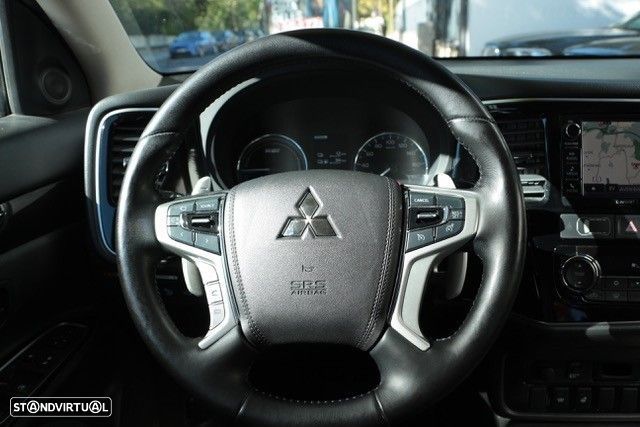 Mitsubishi Outlander 2.0 Intense Navi - 20