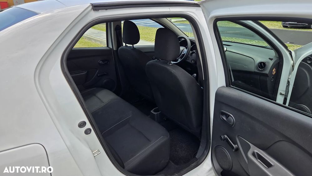 Dacia Logan ECO-G 100 Essential - 11