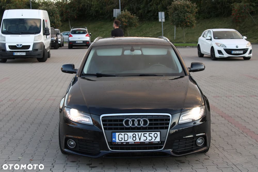 Audi A4 Avant 2.0 TDI DPF multitronic Ambition - 2