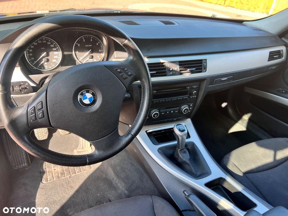 BMW Seria 3 - 8