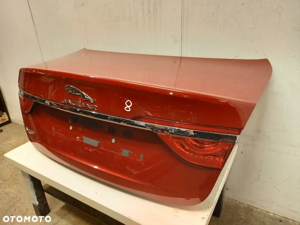 Jaguar XF II 2 X260 260 sedan klapa tylna tył kompletna - 4