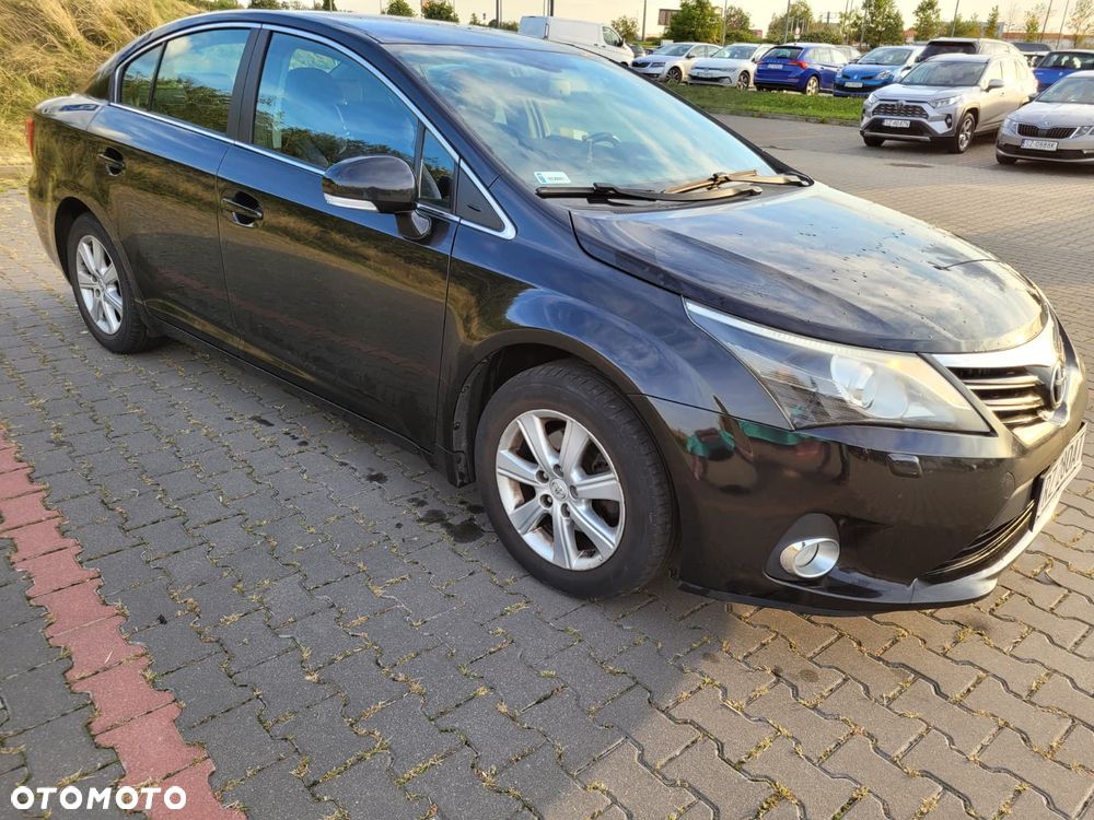 Toyota Avensis 2.0 D-4D Premium - 10