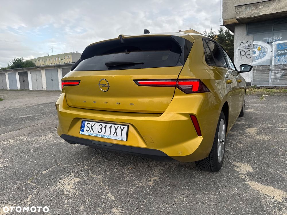 Opel Astra 1.2 T Edition S&S - 11