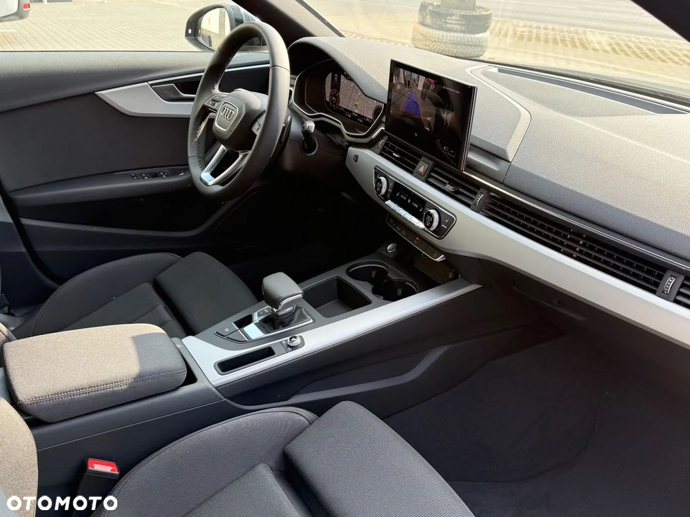 Audi A4 Avant 40 TDI S tronic S line - 18