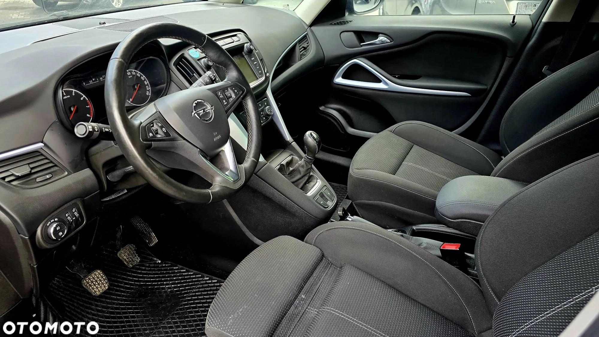 Opel Zafira 1.4 T Cosmo - 12