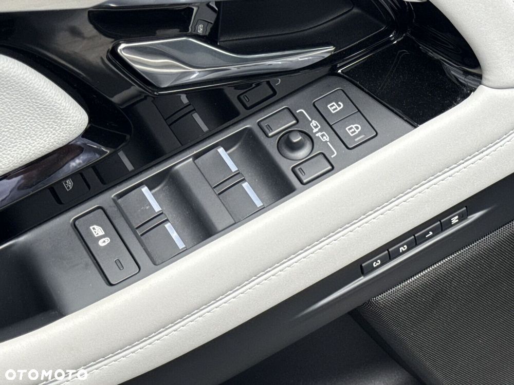 Land Rover Range Rover Evoque - 12