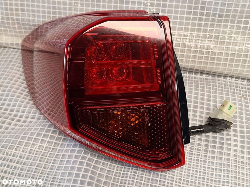 suzuki vitara 3 III lift 2018-  lampa tyl tylna lewa led  euro  orgina - 3