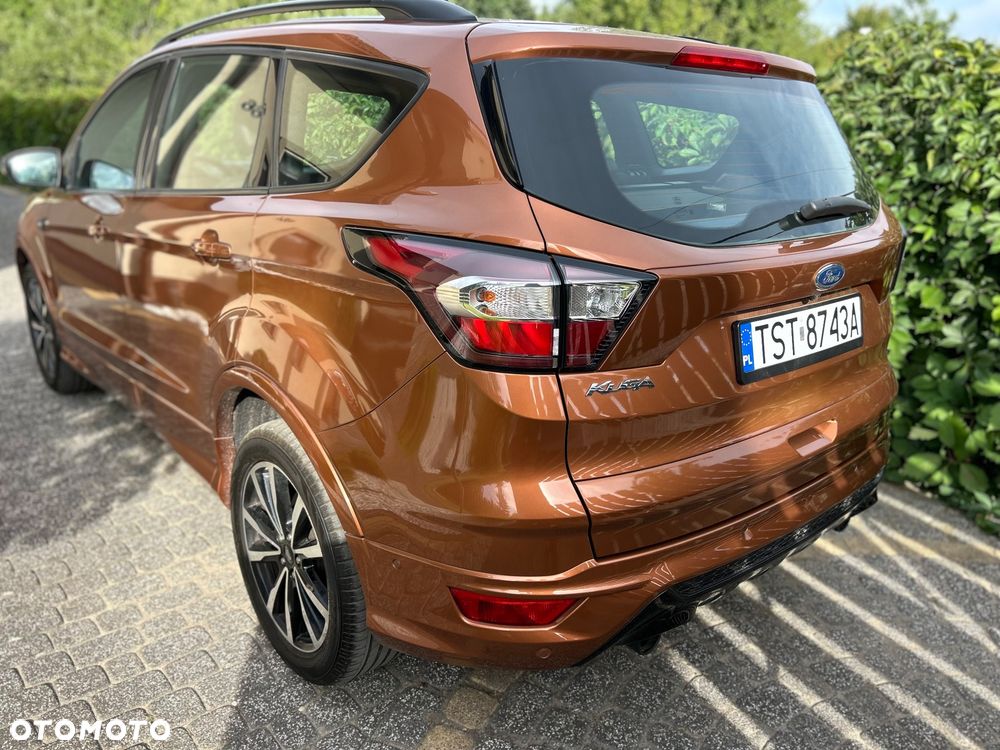 Ford Kuga 2.0 TDCi 4x4 ST-Line - 9