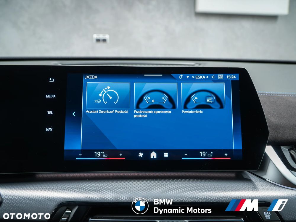 BMW iX2 eDrive20 - 35