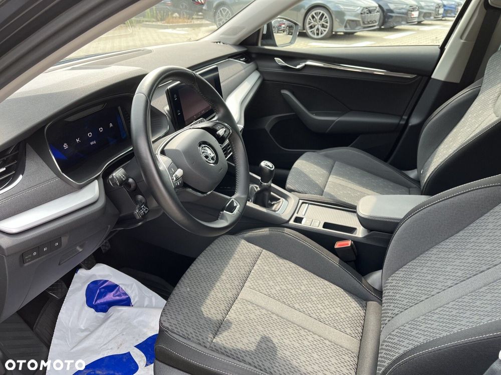 Skoda Octavia 1.5 TSI ACT Style - 10