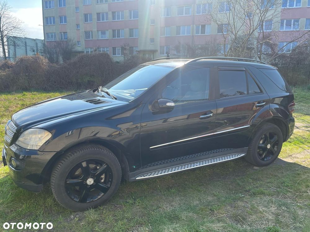 Mercedes-Benz ML - 1