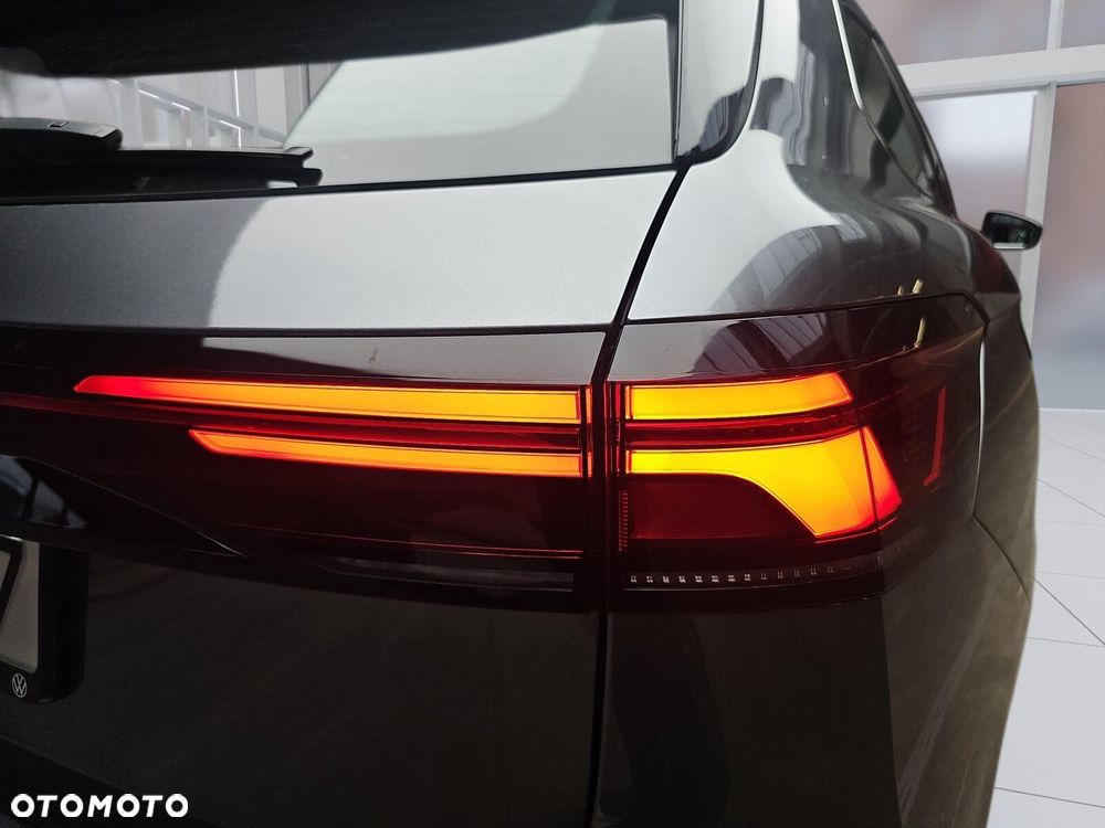 Volkswagen Passat - 34