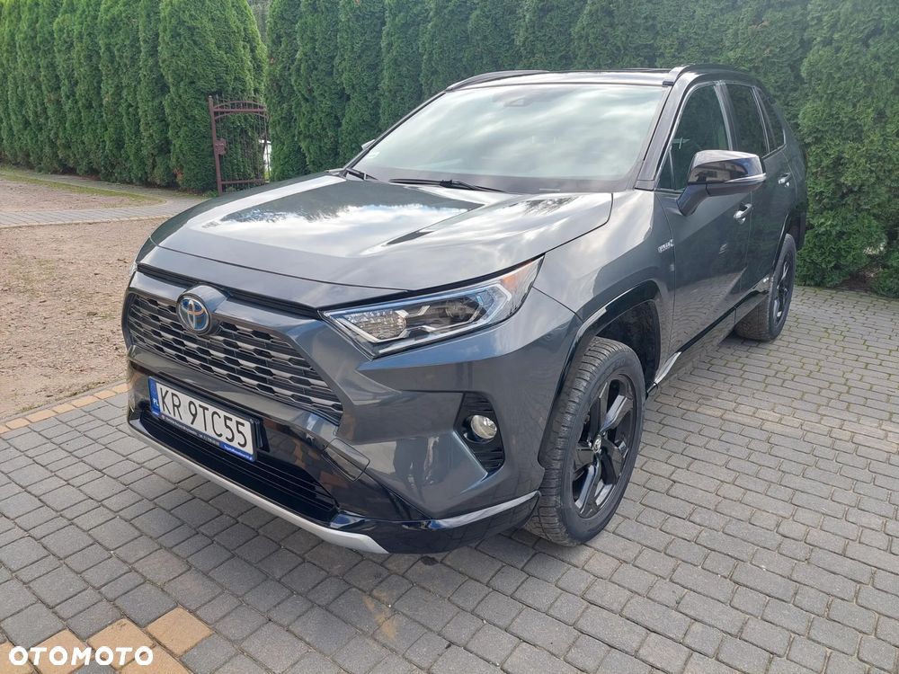 Toyota RAV4 - 1