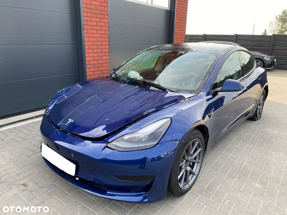 Tesla Model 3 Standard Hinterradantrieb - 26