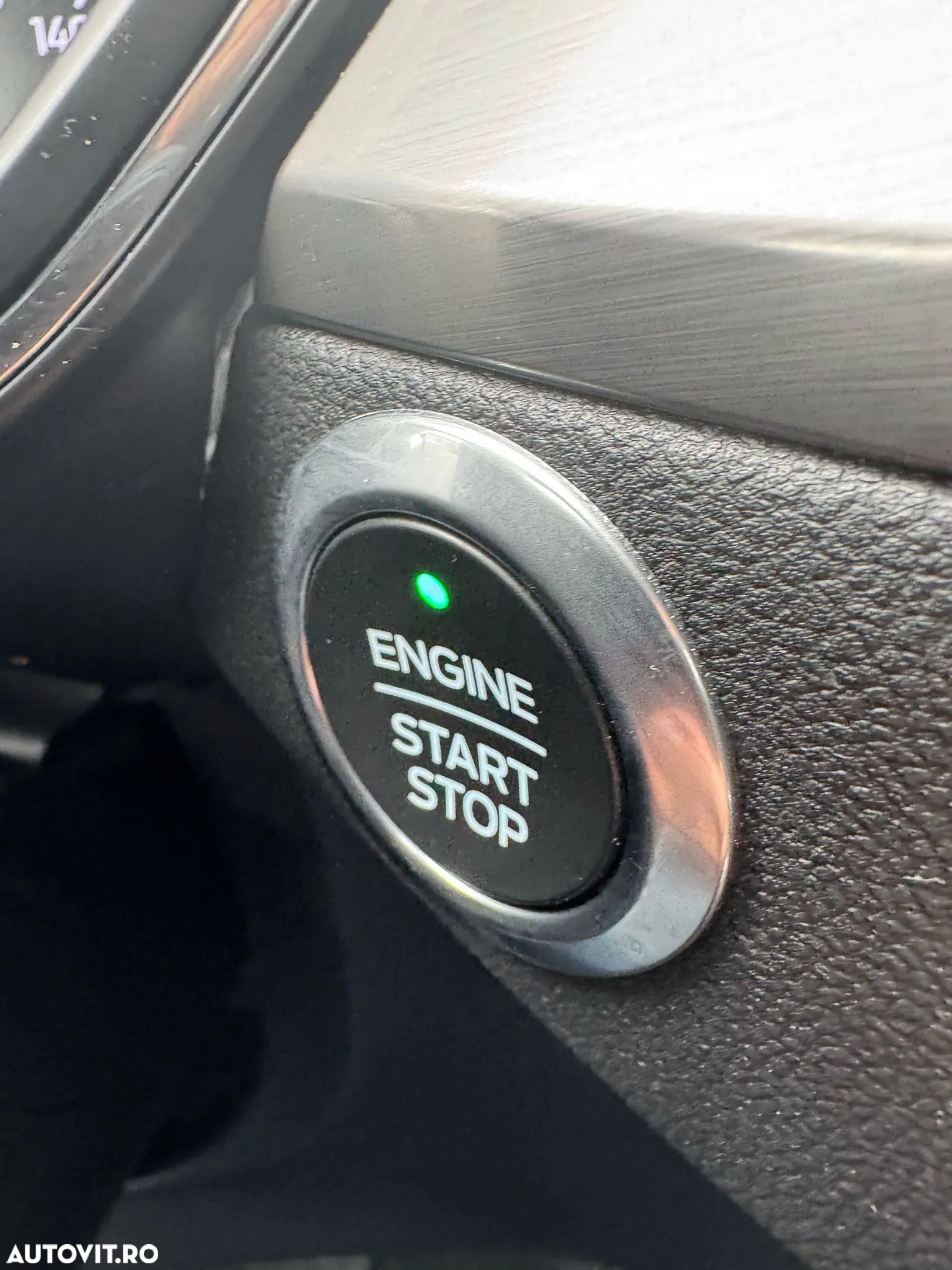 Ford Kuga 2.0 EcoBlue A8 AWD Titanium - 20