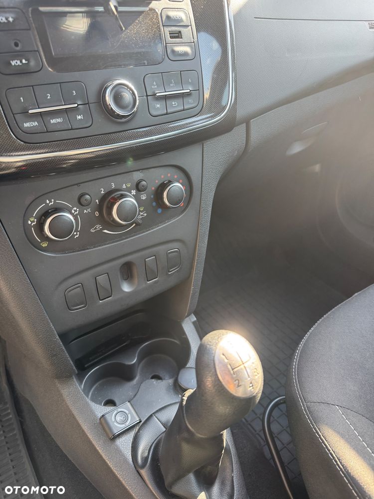 Dacia Logan - 16