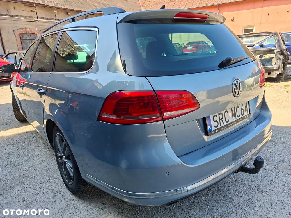 Volkswagen Passat 2.0 TDI DPF Comfortline - 12