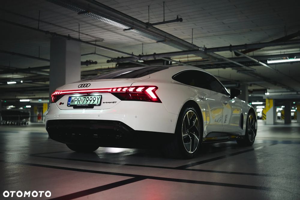 Audi RS e-tron GT - 4