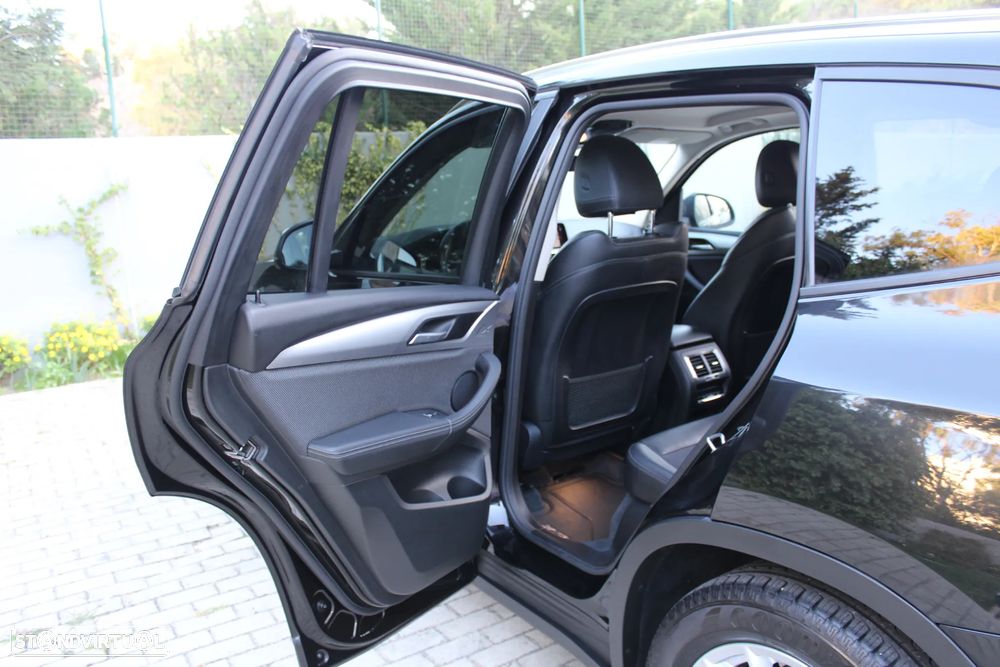 BMW X3 20 d xDrive Advantage - 26