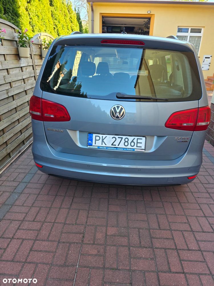 Volkswagen Sharan 2.0 TDI Comfortline DSG - 2