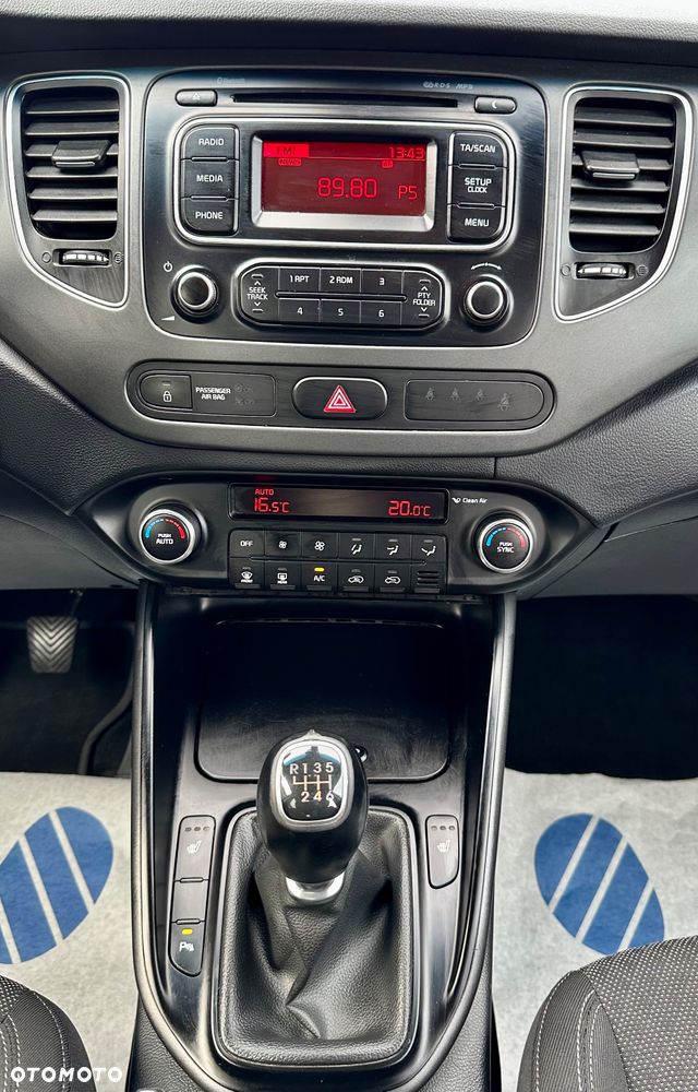 Kia Carens 1.6 GDI Dream-Team Edition - 18