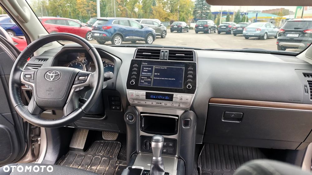 Toyota Land Cruiser - 19