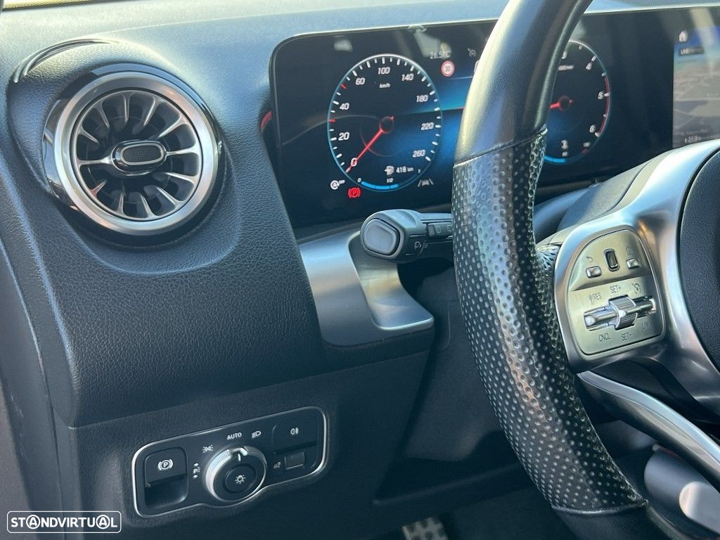 Mercedes-Benz GLB 180 d AMG Line - 6