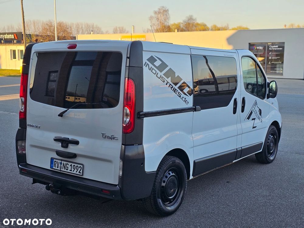 Renault Trafic - 10