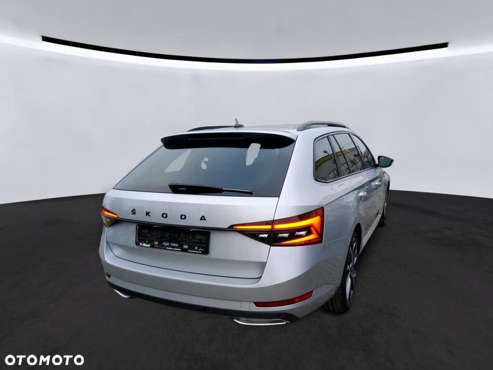 Skoda Superb 2.0 TDI SCR Sportline - 4