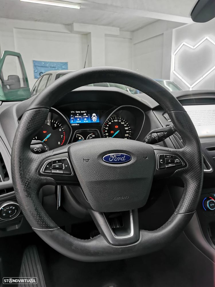 Ford Focus 1.0 EcoBoost ST-Line - 5