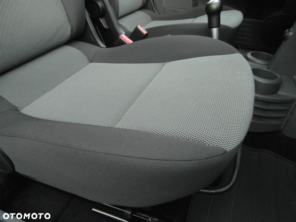 Mitsubishi Colt 1.3 Motion Plus - 19