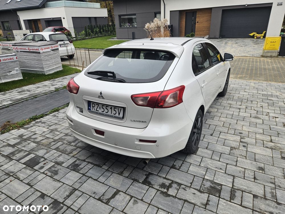 Mitsubishi Lancer - 4
