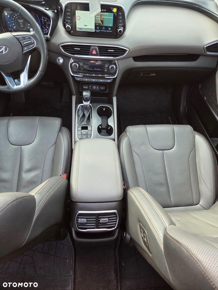 Hyundai Santa Fe 2.0 CRDi Premium 4WD - 17