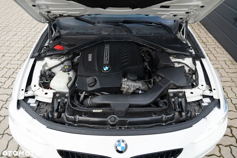 BMW Seria 4 435i M Sport - 10