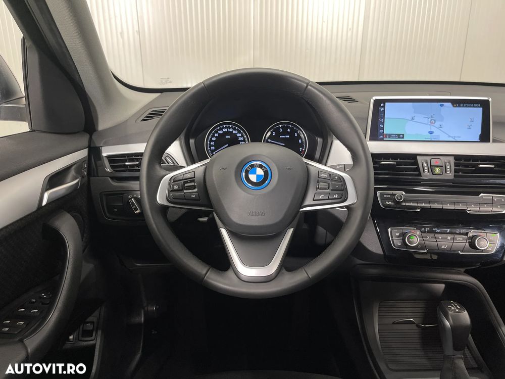 BMW X1 xDrive25e AT PHEV - 6