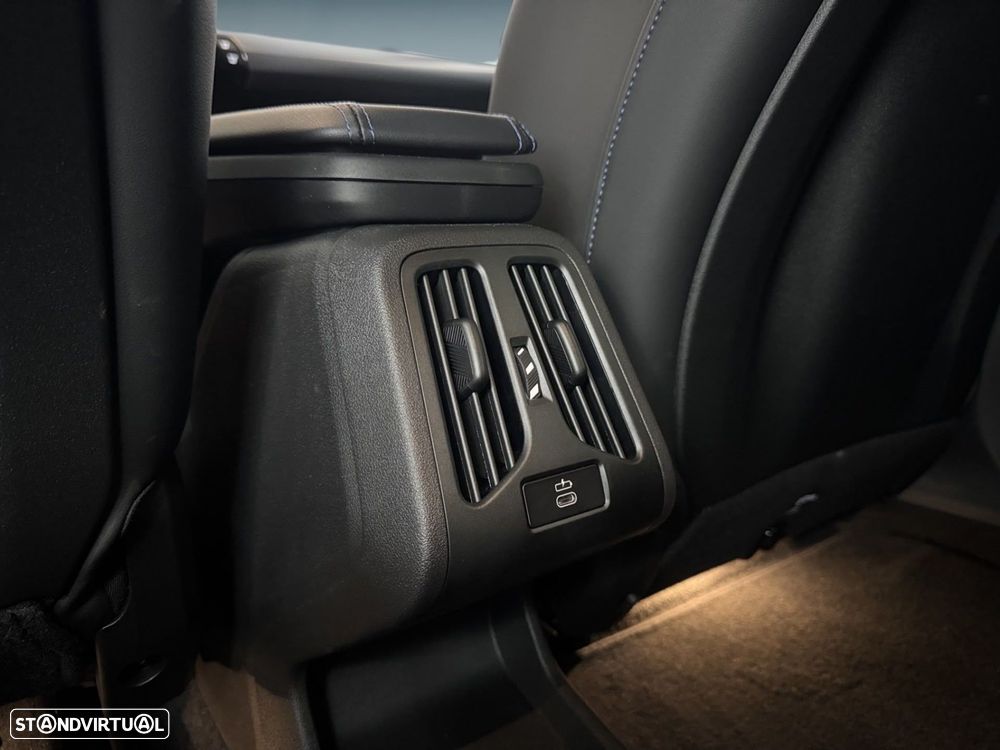 BMW iX2 eDrive20 Pack Desportivo M Pro - 16