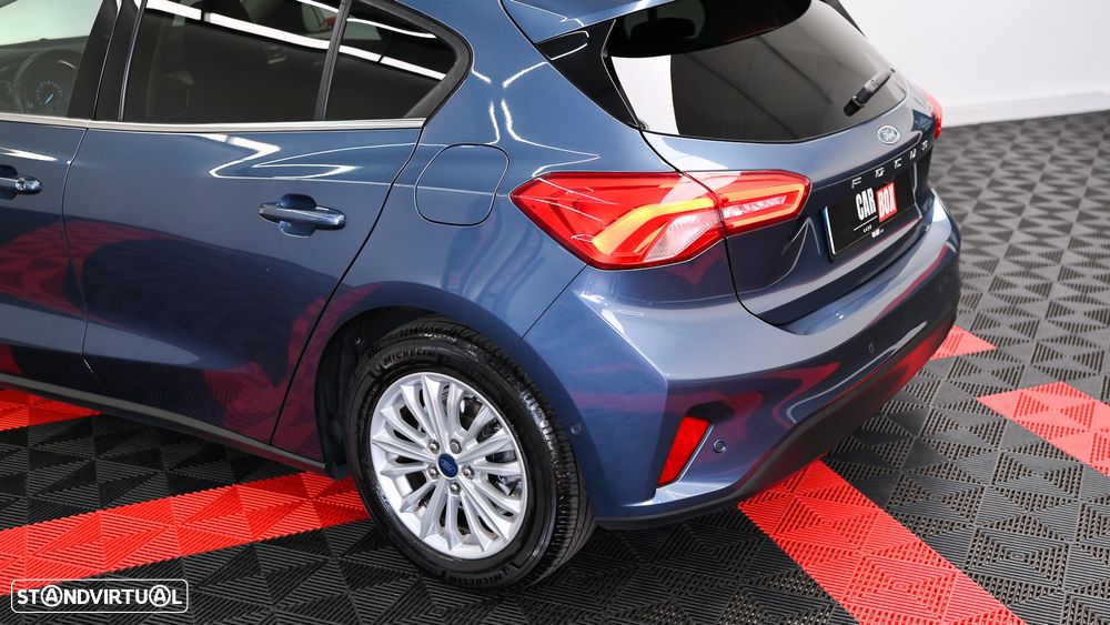 Ford Focus 1.5 TDCi EcoBlue Titanium - 16