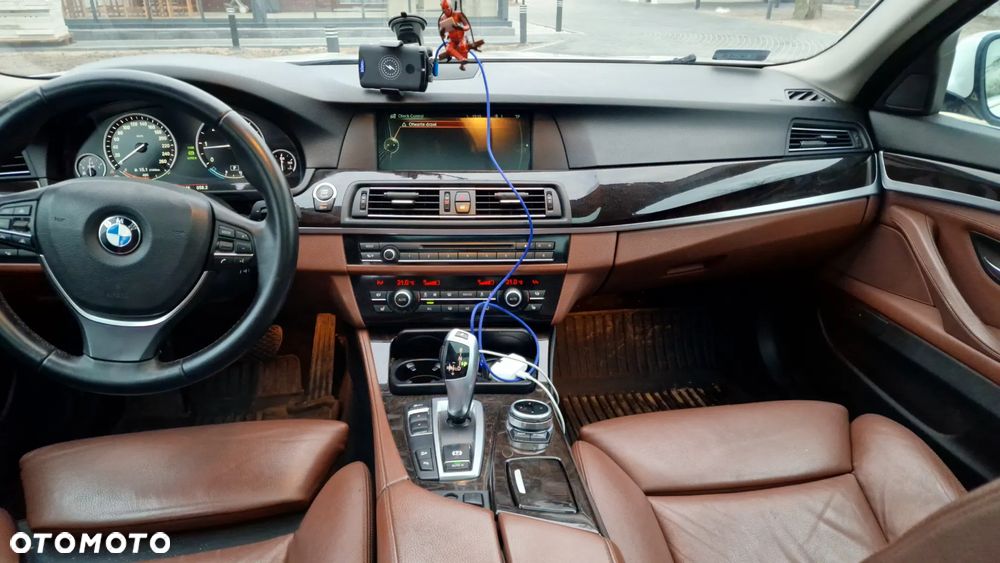 BMW Seria 5 525d xDrive Luxury Line - 20