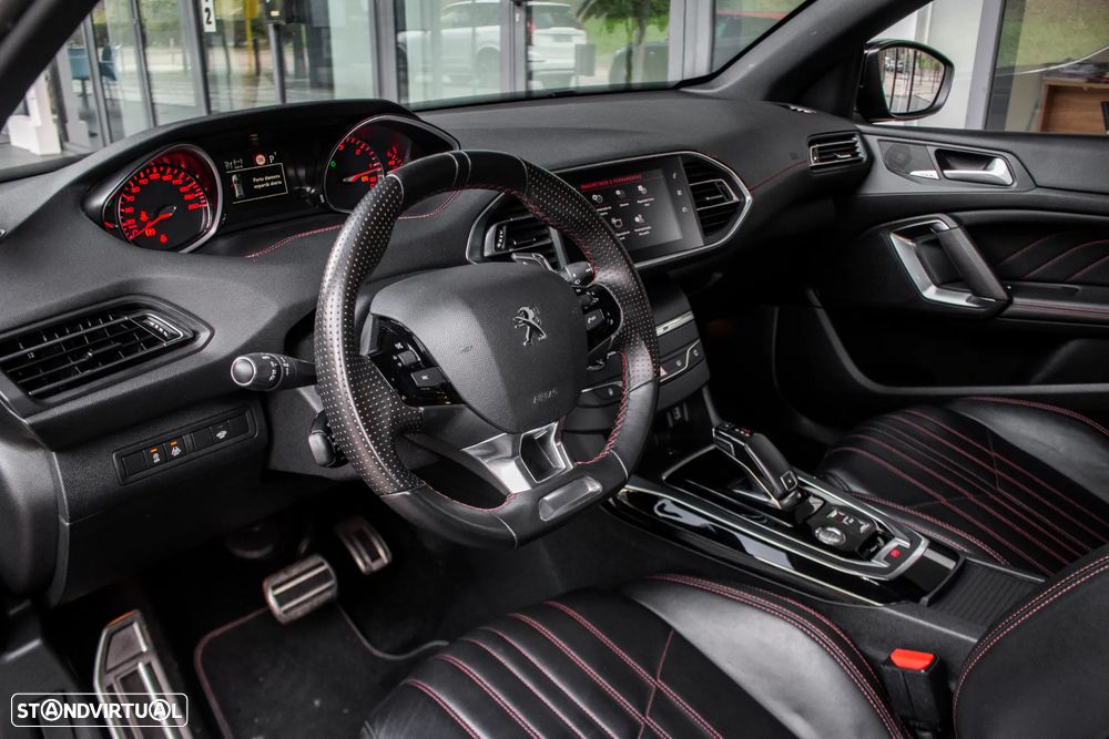 Peugeot 308 1.5 BlueHDi GT Line EAT8 - 26