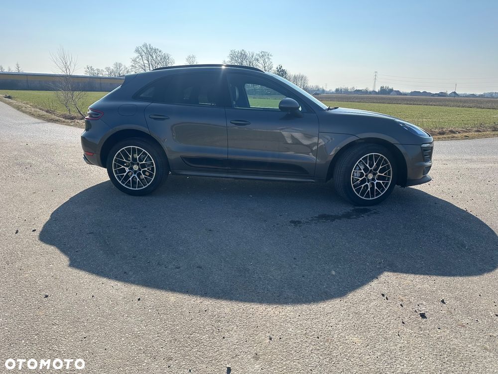 Porsche Macan - 4