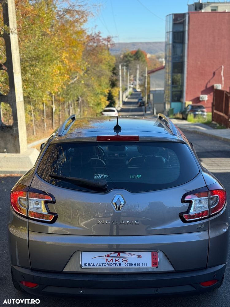 Renault Megane dCi 130 FAP BOSE Edition - 12