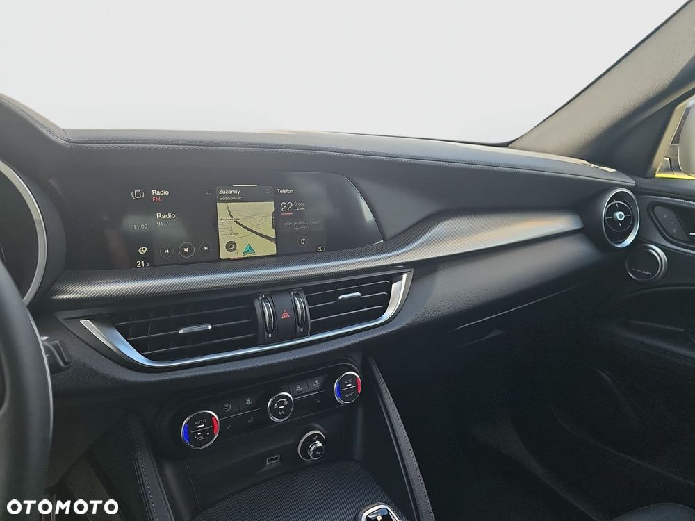 Alfa Romeo Stelvio 2.0 Turbo Veloce Q4 - 26