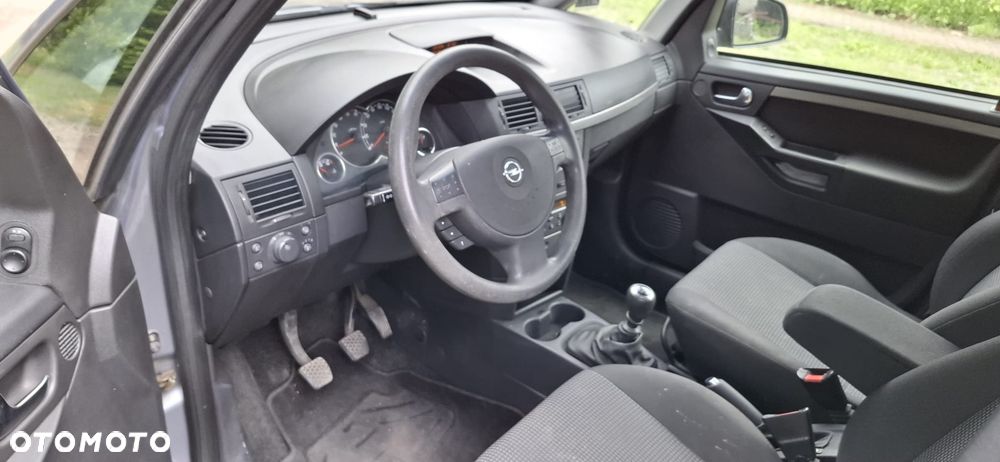Opel Meriva - 8
