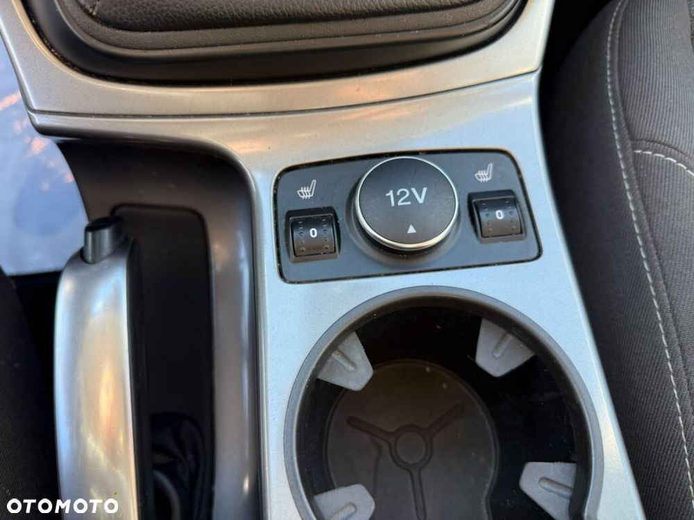 Ford Kuga 1.6 EcoBoost 2x4 Trend - 11