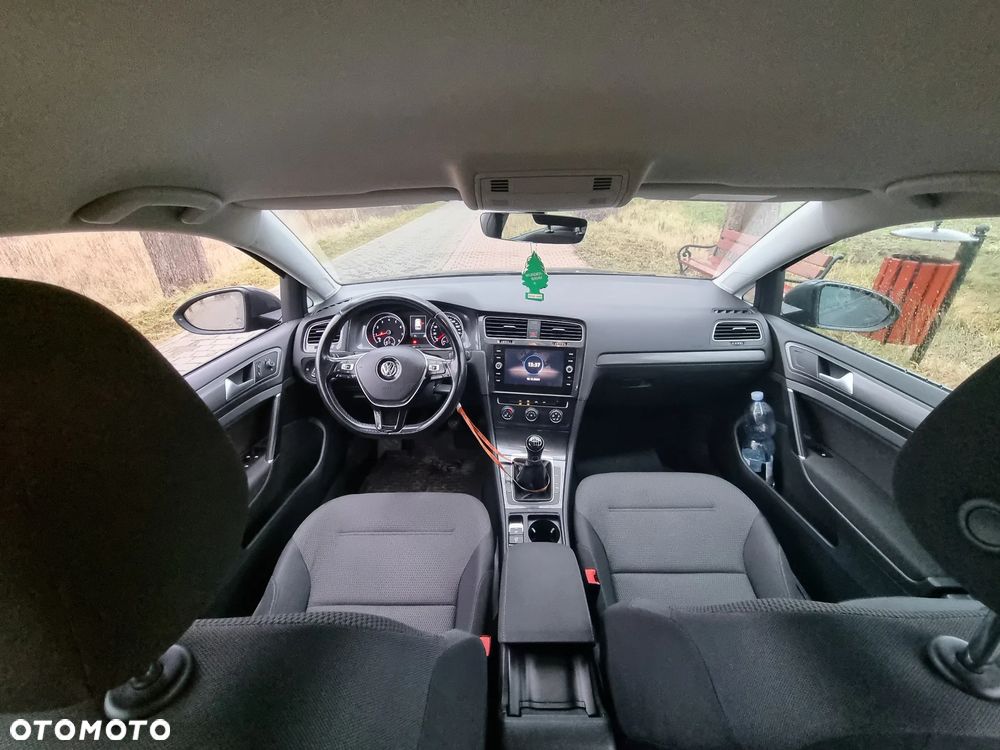 Volkswagen Golf Variant - 29