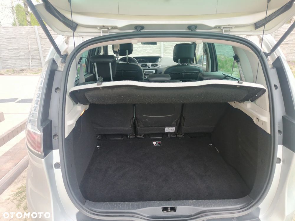 Renault Scenic - 9