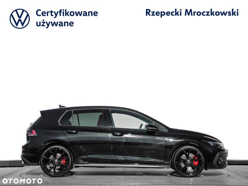 Volkswagen Golf - 5